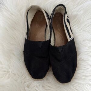 Women’s Toms Black and Cream size 10